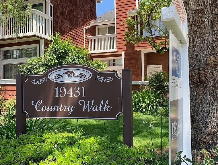 19431 Sherman Way #4 - Photo 2 of 12