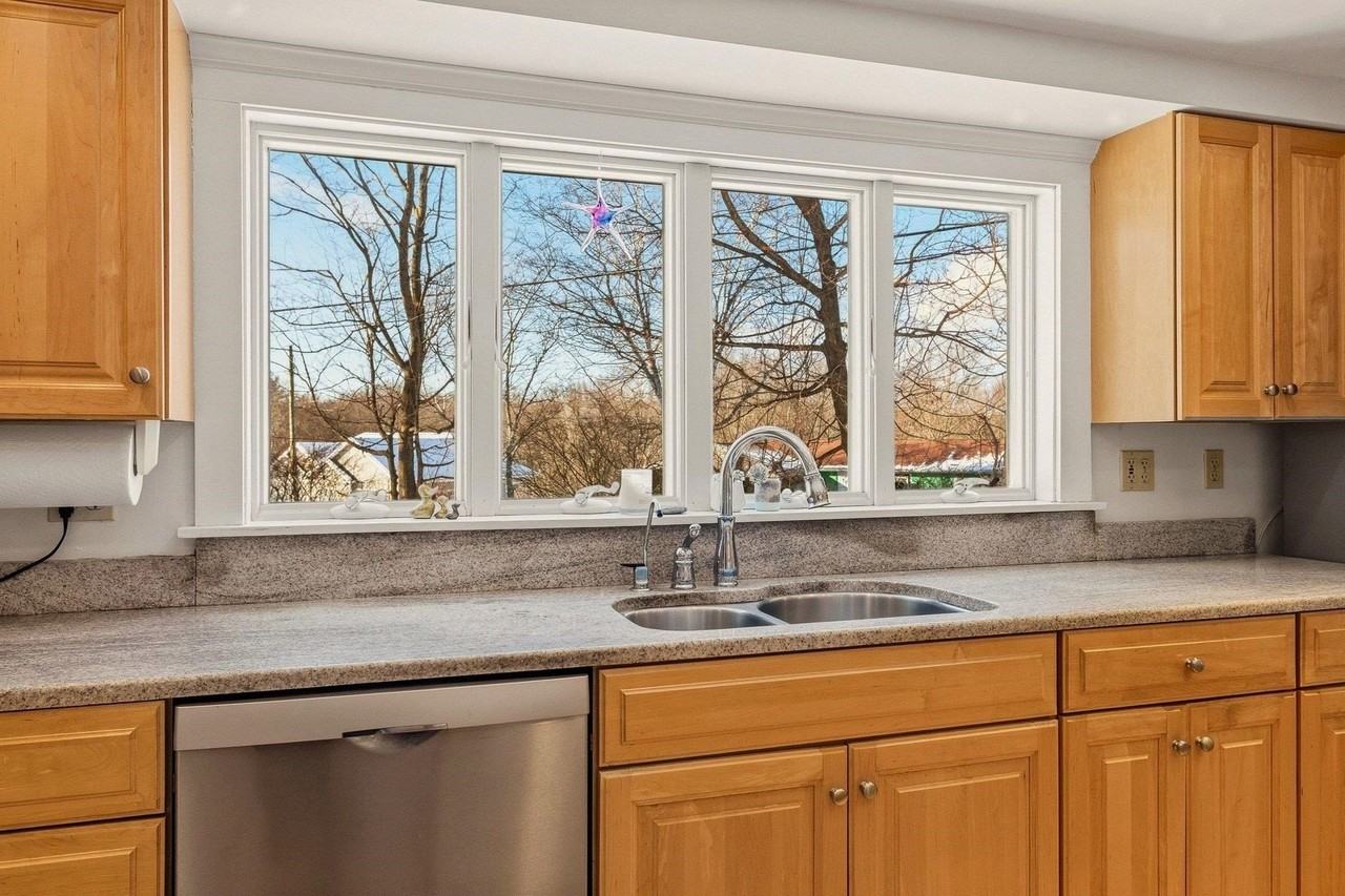 24 New Rd - Photo 6 of 43