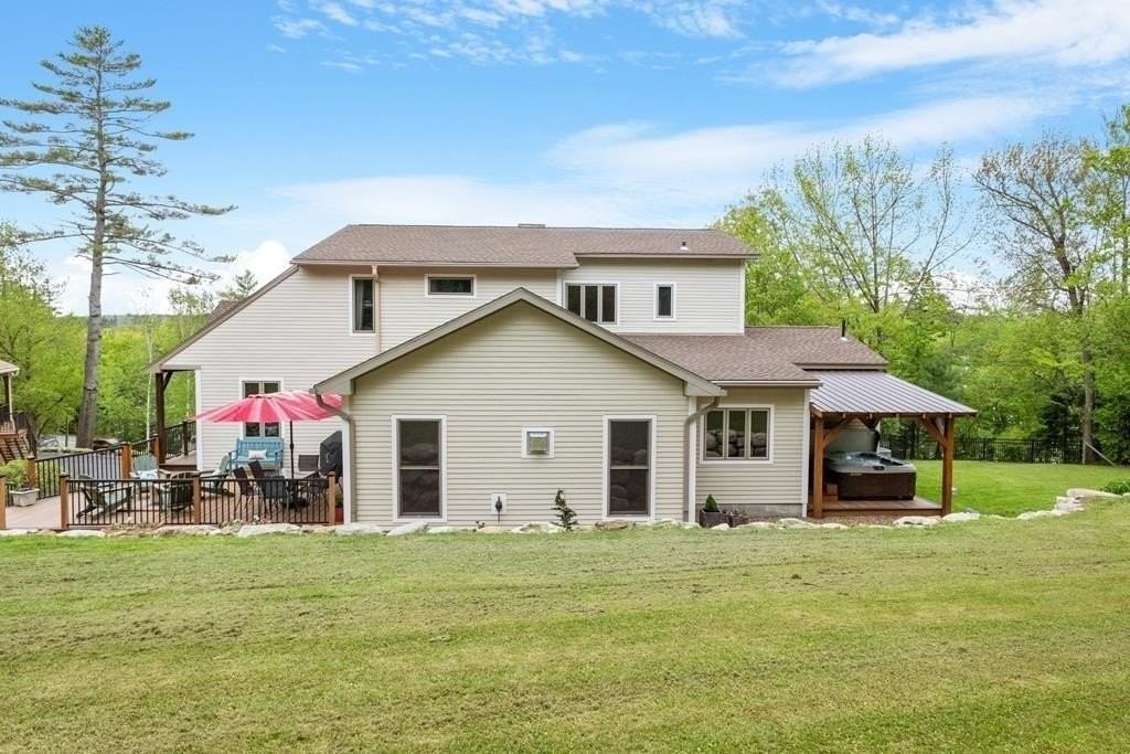 588 Granite Lake Rd - Photo 4 of 26