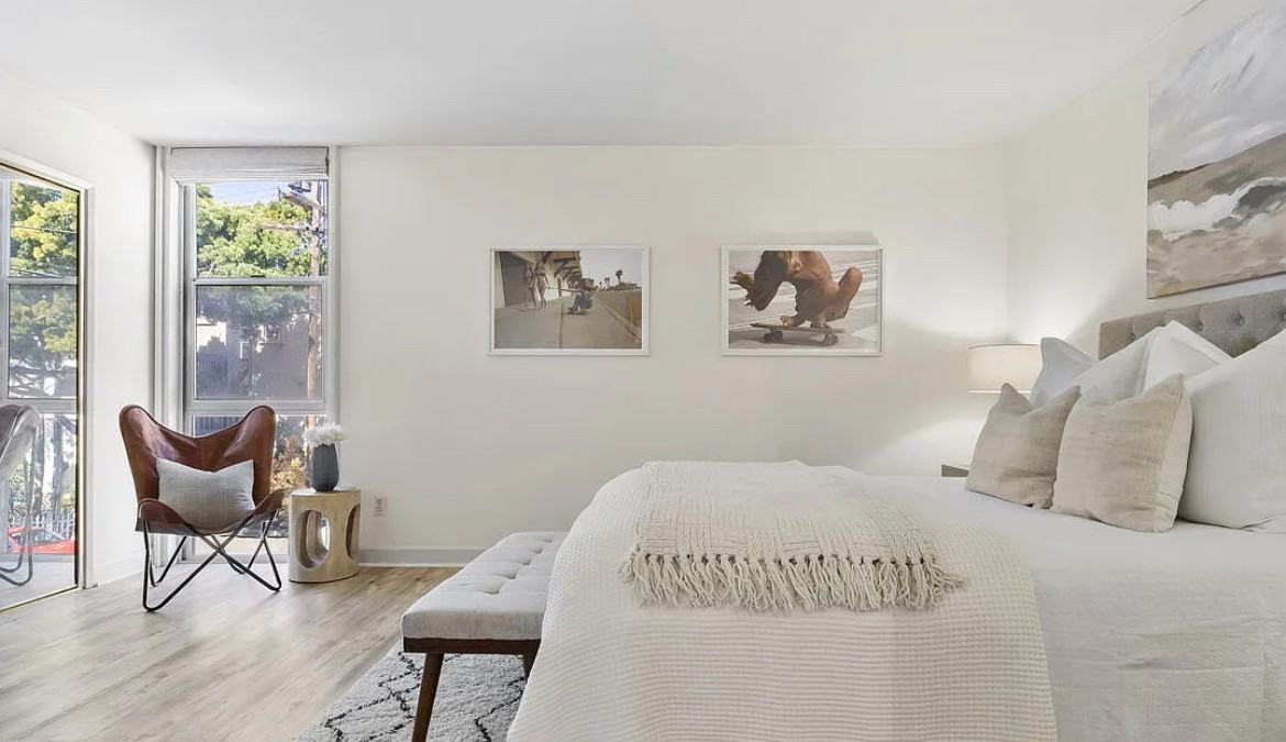 2311 4Th St - Photo 3 of 15