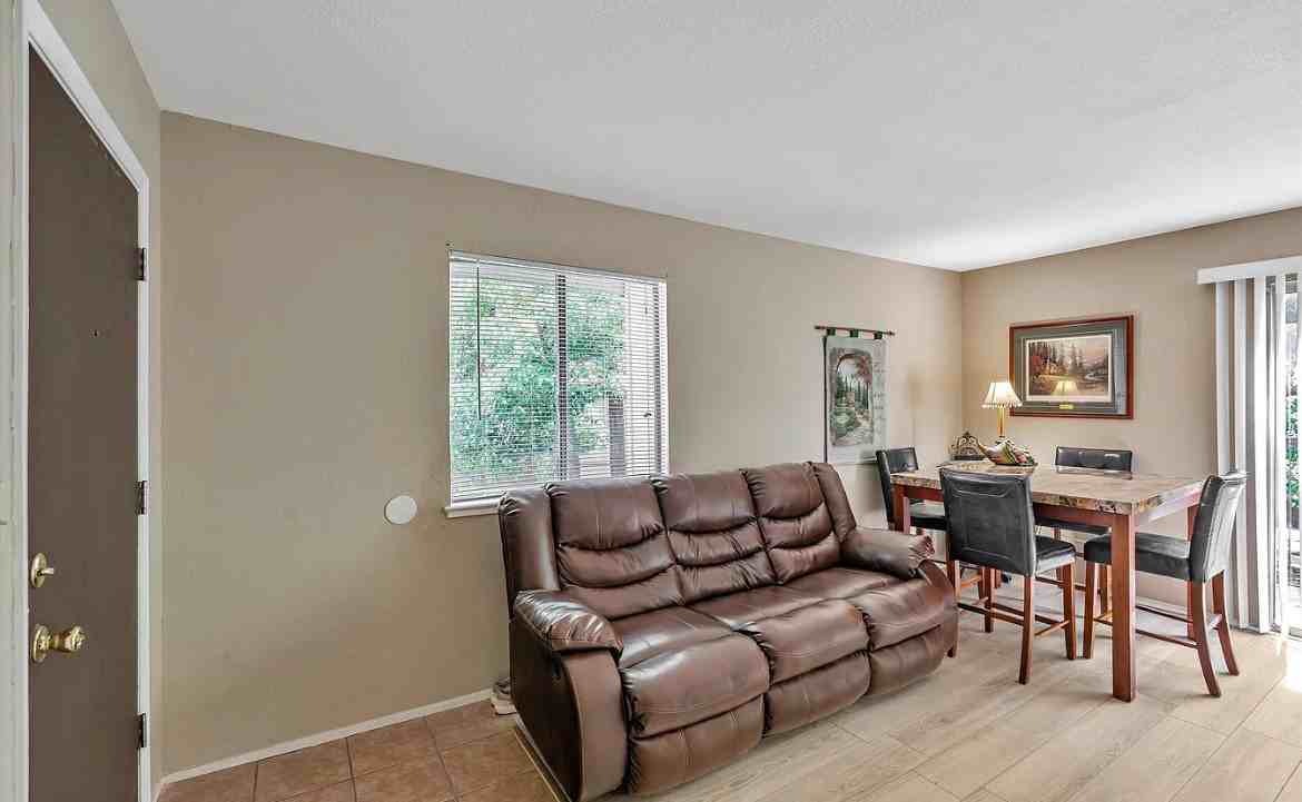 3591 Quail Lakes Dr - Photo 3 of 14