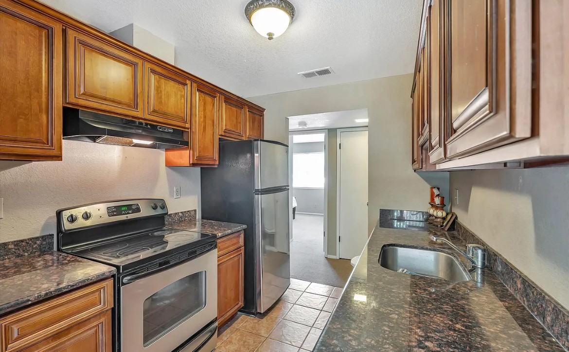 3591 Quail Lakes Dr - Photo 5 of 14