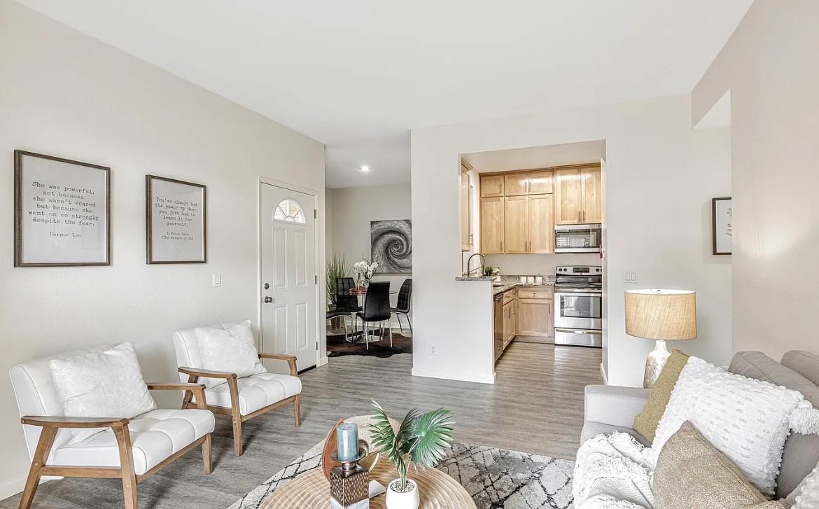 7148 Dublin Meadows St - Photo 3 of 20