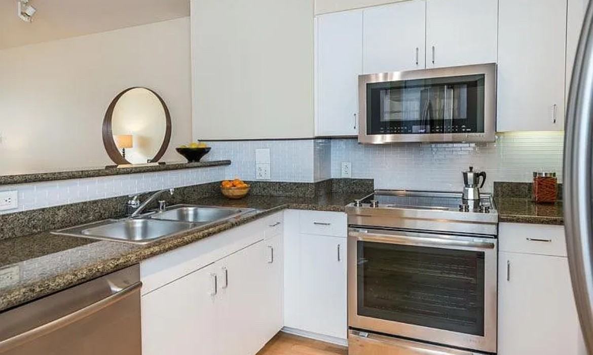 3981 Alemany Blvd - Photo 3 of 15