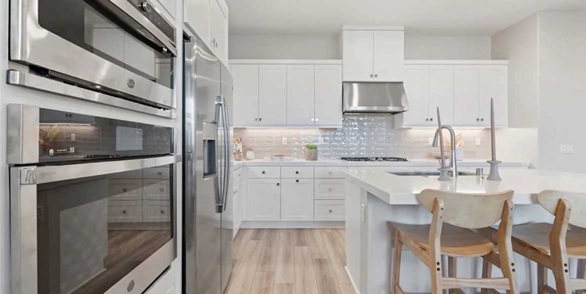 27211 Diamond Peak Ln - Photo 4 of 13