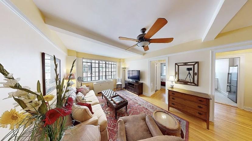 325 E 41St St - Photo 3 of 14