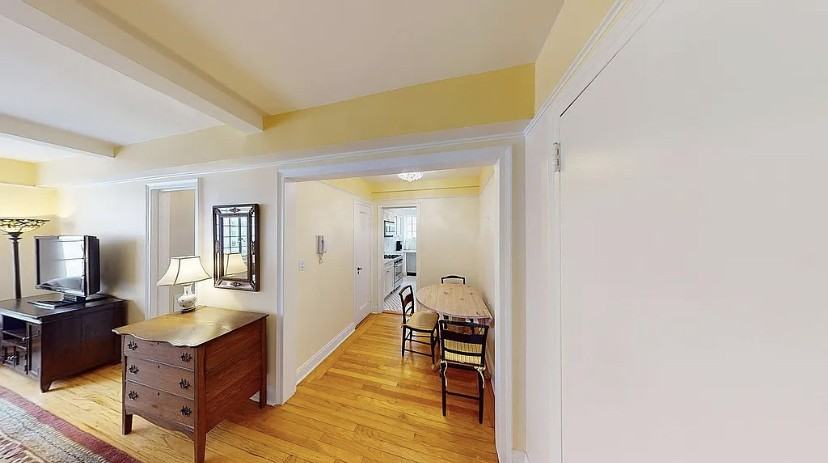 325 E 41St St - Photo 4 of 14