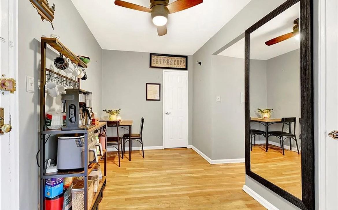 7259 Shore Rd - Photo 3 of 16