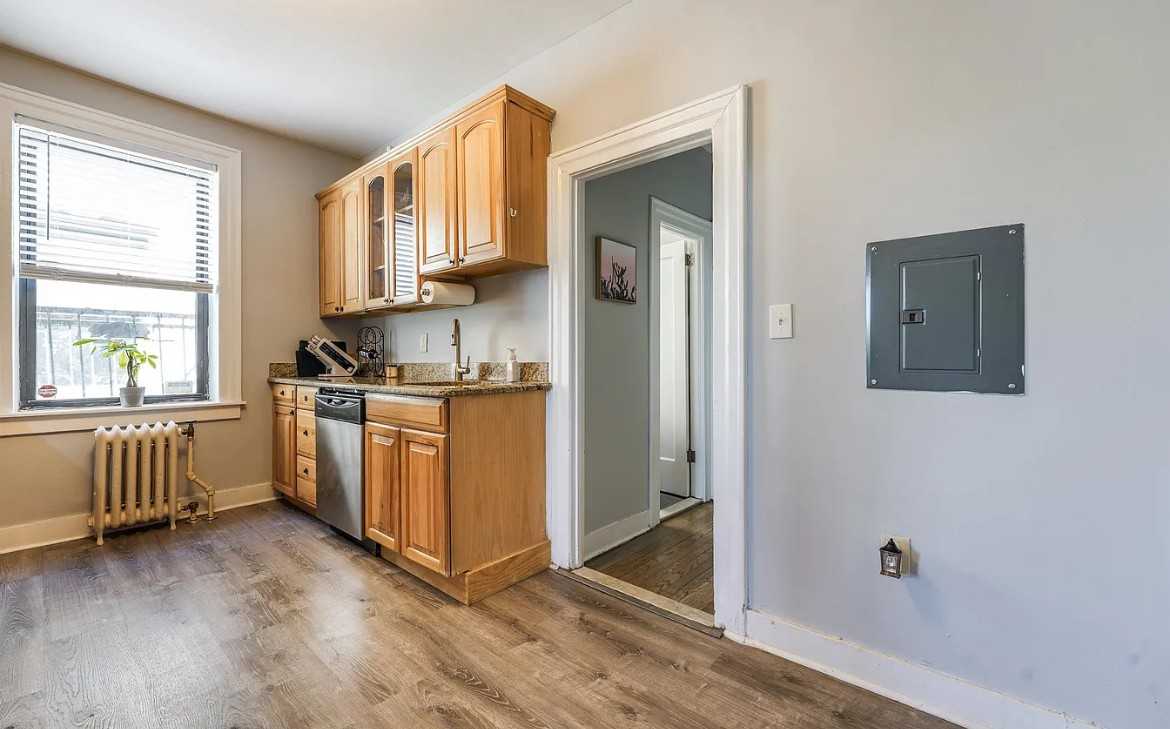 331 79Th St - Photo 5 of 14