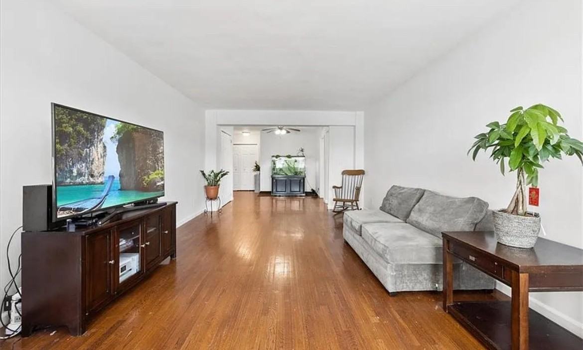 1234 Midland Ave - Photo 4 of 12