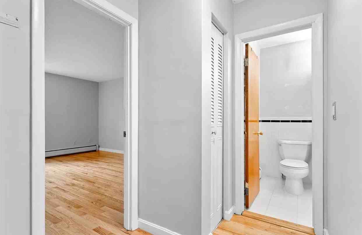 804 Centre St - Photo 6 of 13