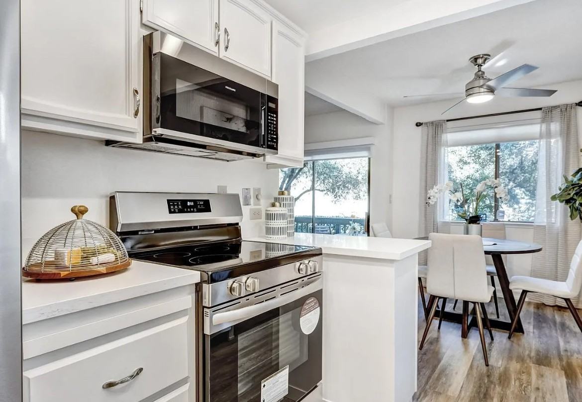 8637 Mountain Blvd - Photo 6 of 15