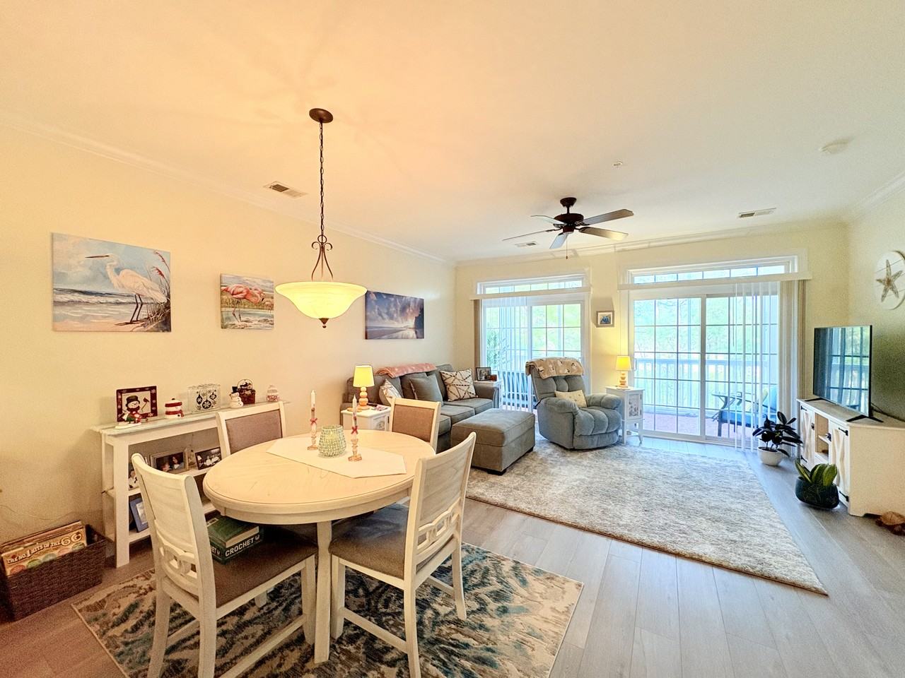 719 Shearwater Ct #302 - Photo 7 of 19