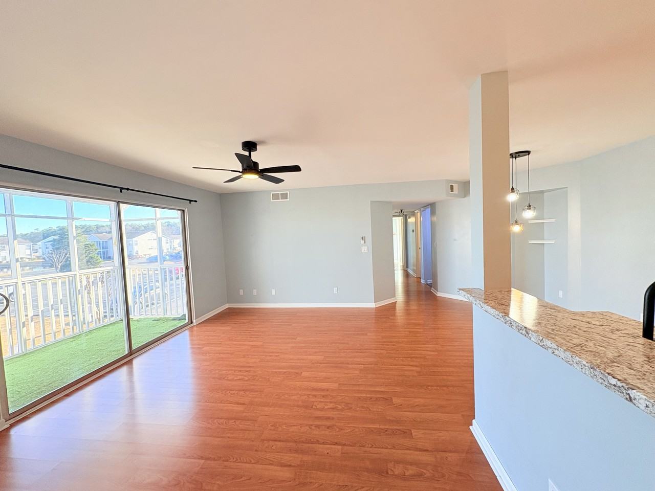 2258 Huntingdon Dr - Photo 3 of 20