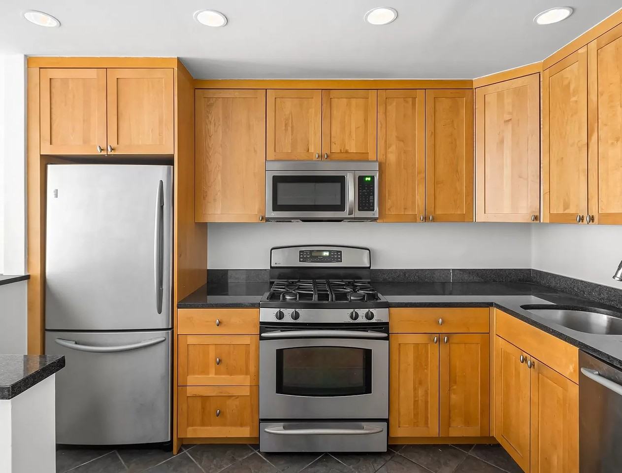 177 E 77th St #1C - Photo 4 of 11