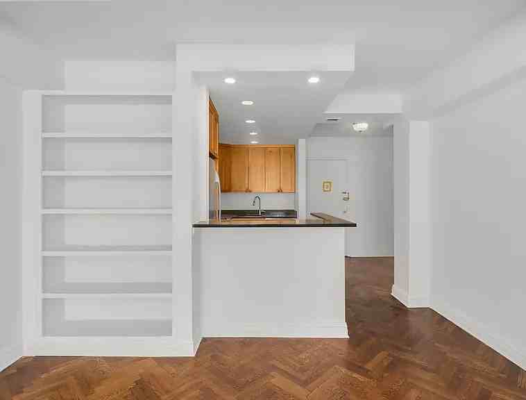 177 E 77th St #1C - Photo 6 of 11