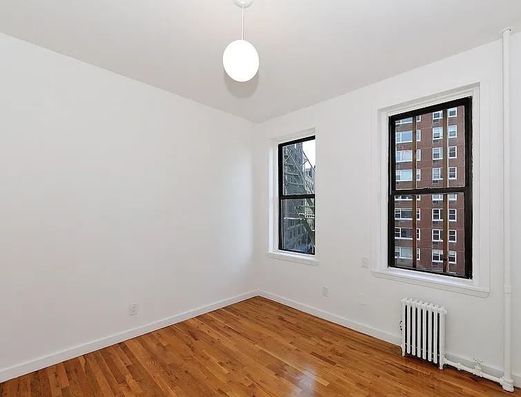 188 Avenue Of The Americas #5FN - Photo 2 of 11