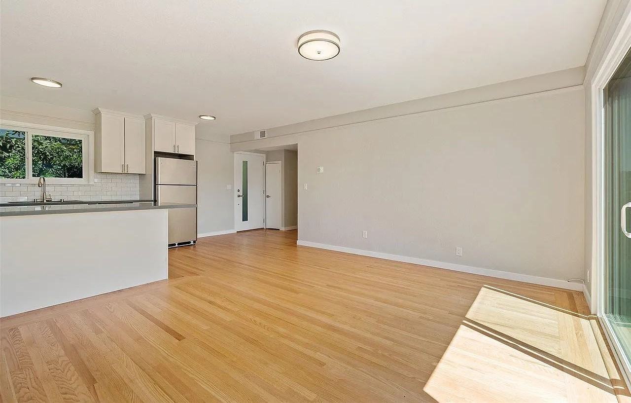 785 Taft Ave #6 - Photo 3 of 16