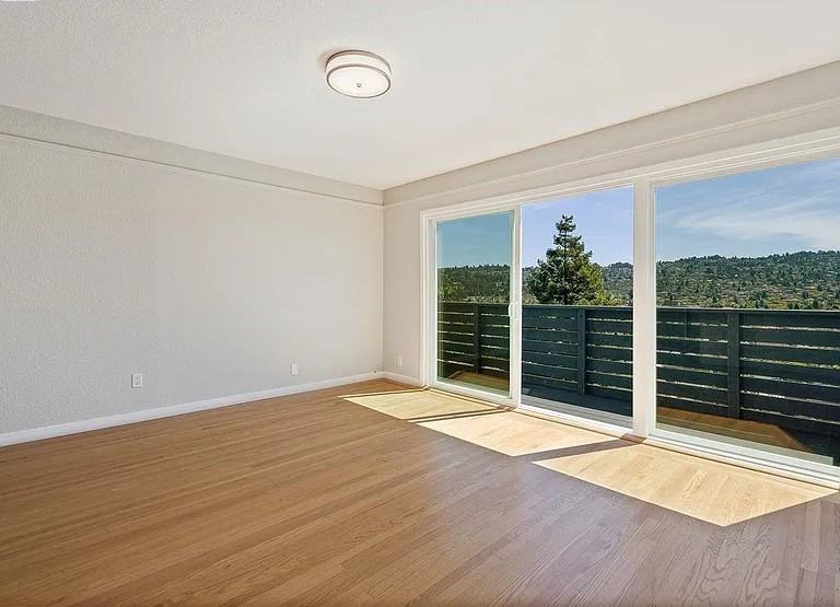 785 Taft Ave #6 - Photo 4 of 16