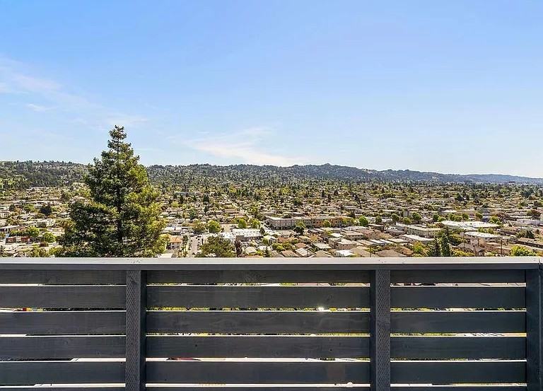 785 Taft Ave #6 - Photo 6 of 16