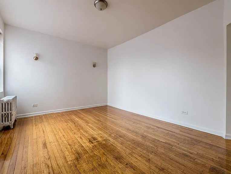 5952 W Superior St #2G - Photo 3 of 11