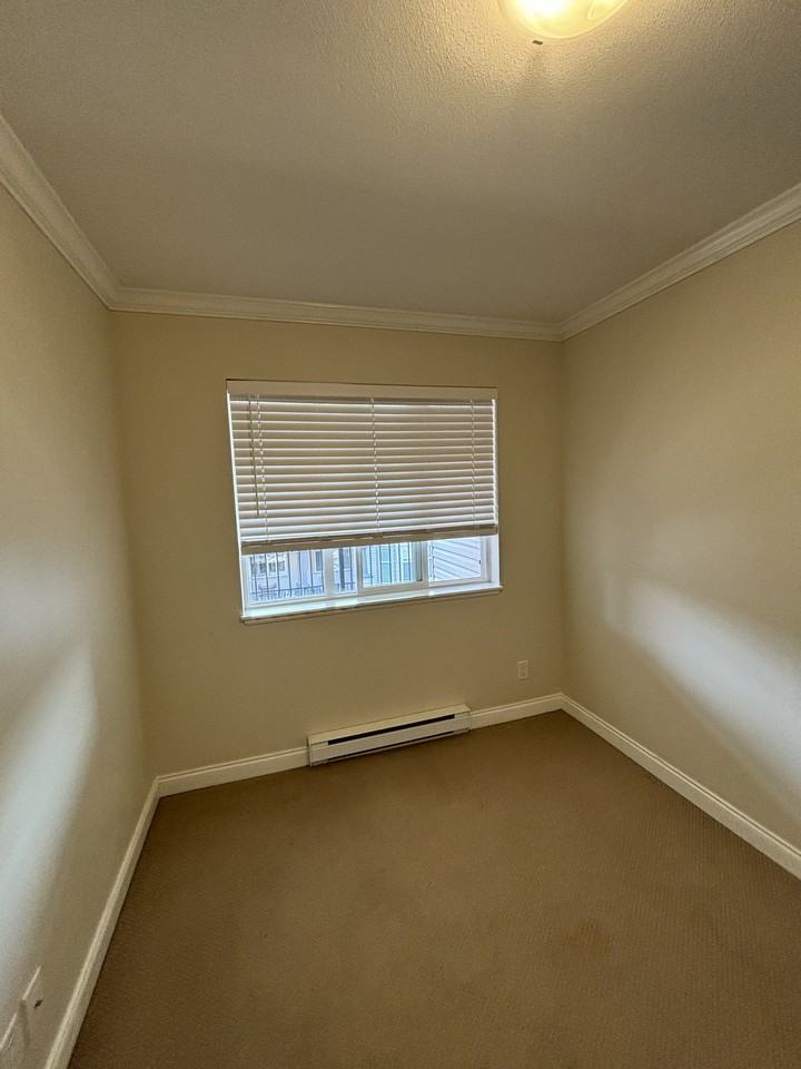 3209 198 St - Photo 5 of 15