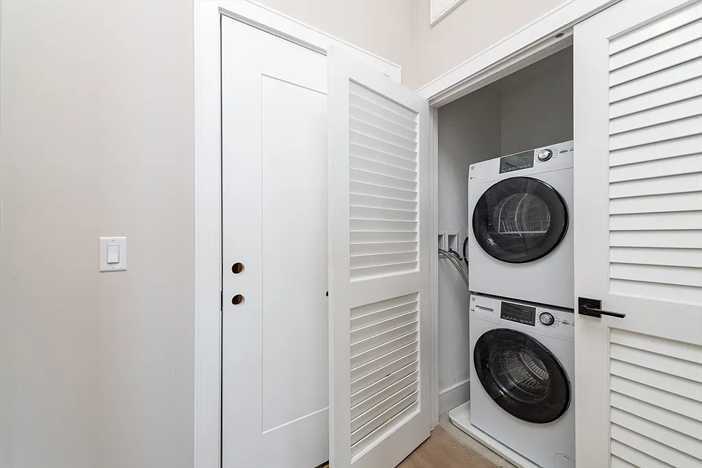 4 Eight Franklin St, - Photo 6 of 14