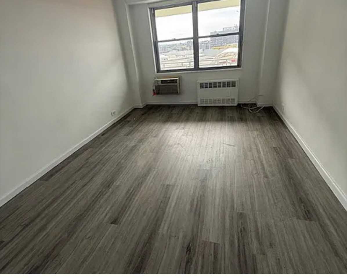 6115 97th St - Photo 4 of 6