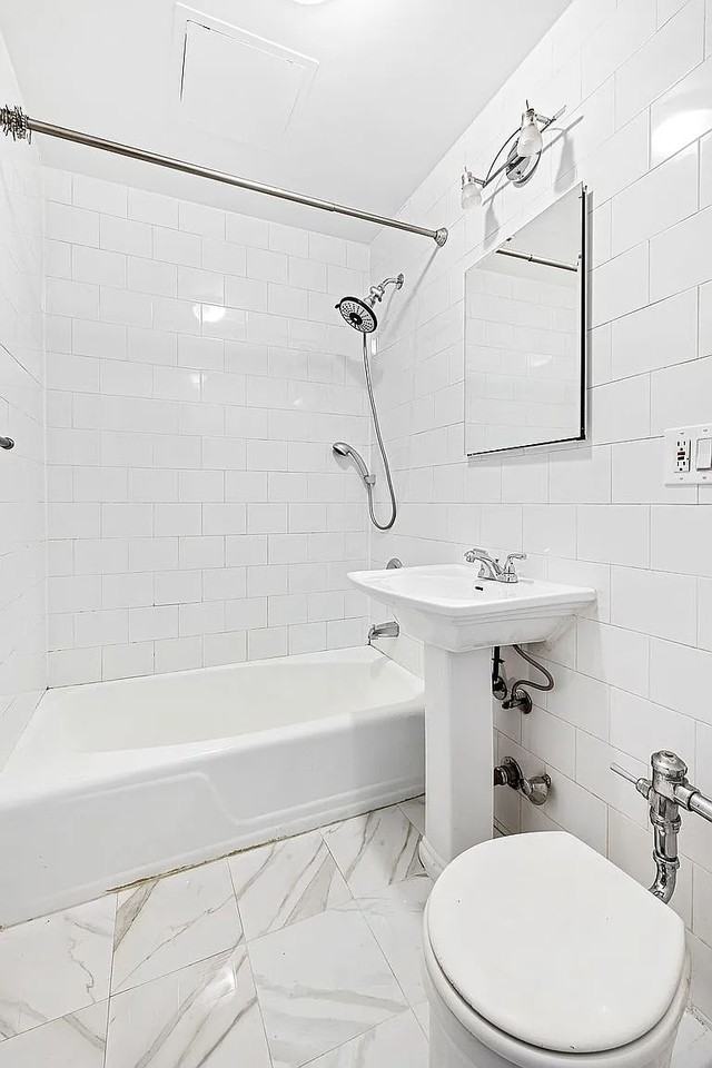 855 E 7th St #1G - Photo 3 of 7