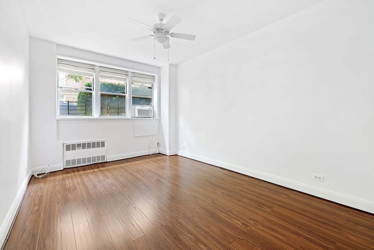 855 E 7th St #1G - Photo 7 of 7