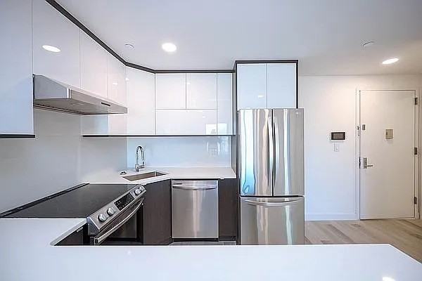 1238 63rd St - Photo 2 of 7