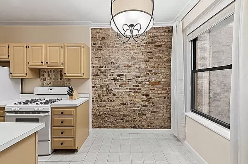 230 E 71st St #2A - Photo 6 of 8