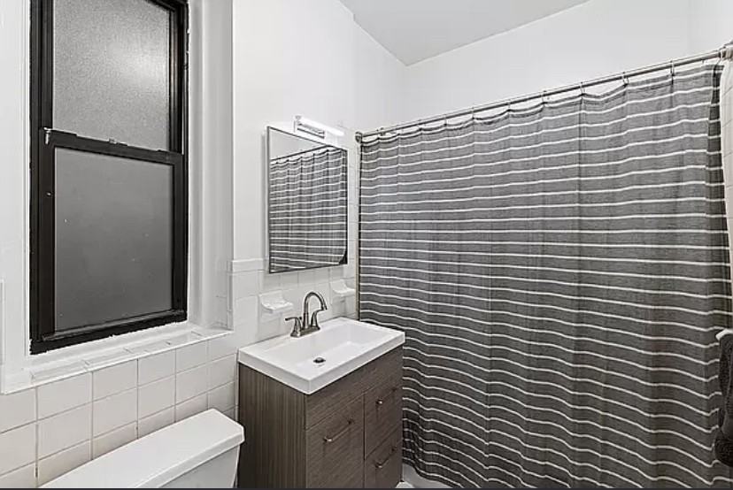 230 E 71st St #2A - Photo 7 of 8