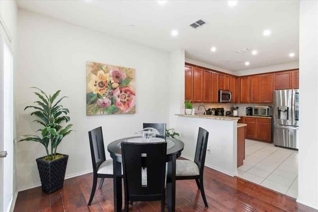 7237 Rembrandt Dr - Photo 7 of 21