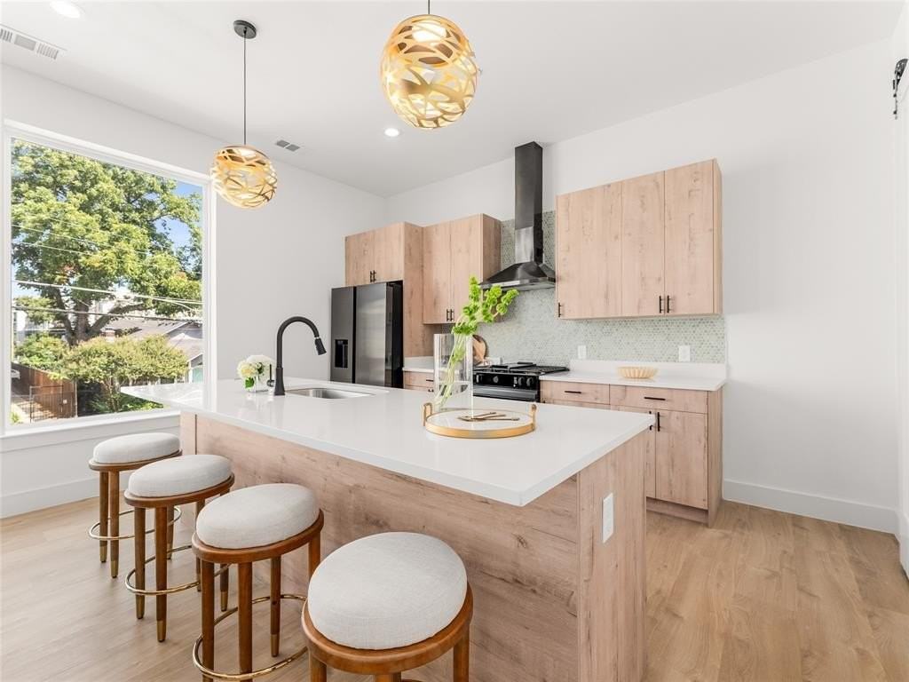 2019 N Prairie Ave #203 - Photo 4 of 22