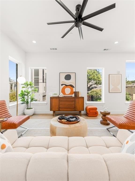 2019 N Prairie Ave #203 - Photo 6 of 22