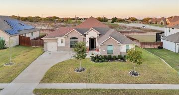 featured image of 431 Kinnerton Ct