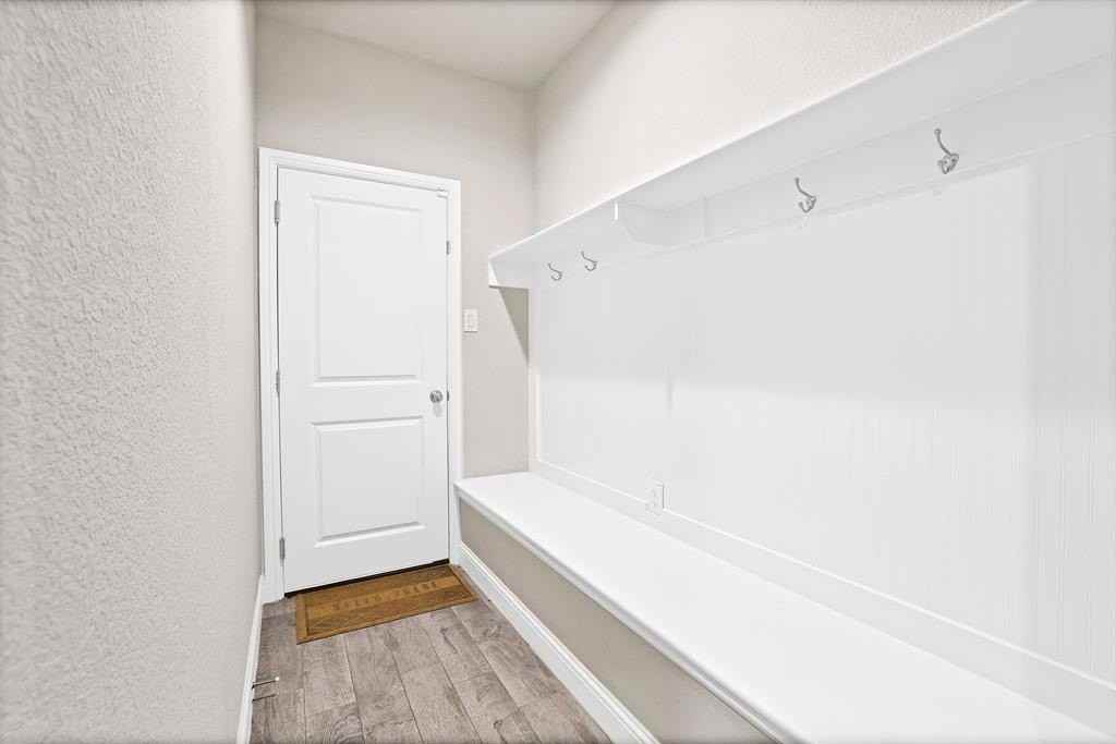 431 Kinnerton Ct - Photo 7 of 18