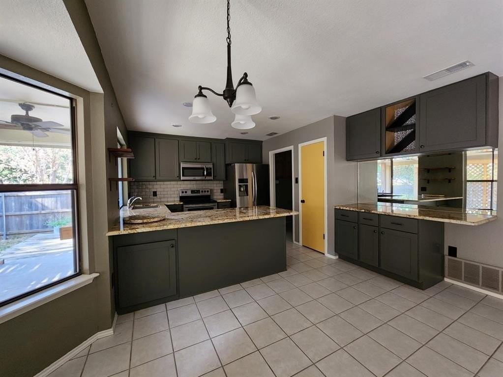 3920 Woodruff Ct - Photo 6 of 38