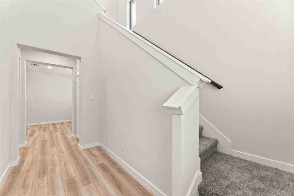 1102 Butterfly Dale Dr - Photo 5 of 36