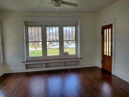 921 W Oak St - Photo 7 of 23