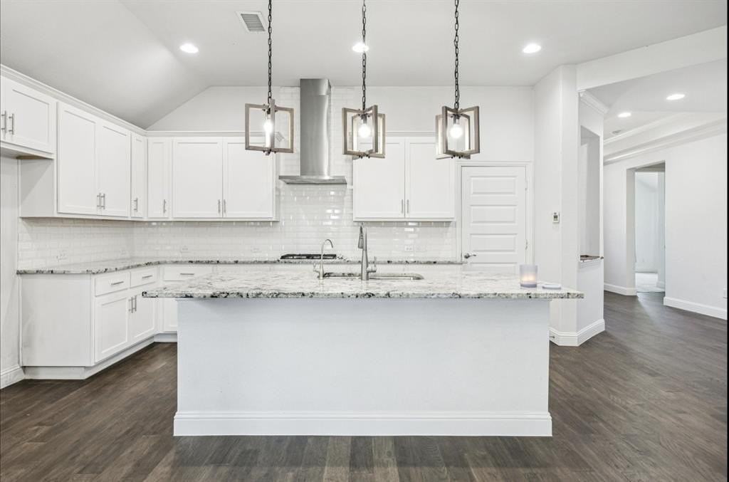 3201 Velma Ln - Photo 5 of 31