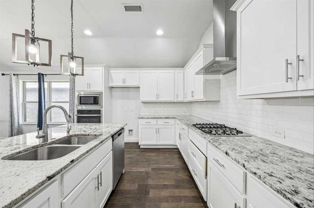 3201 Velma Ln - Photo 6 of 31