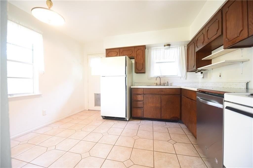 1137 Haines Ave #1137 - Photo 4 of 9