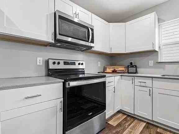 2819 Alabama Ave - Photo 6 of 23