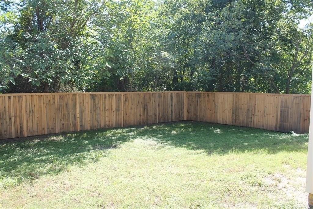 4518 Hamilton Ave - Photo 5 of 24