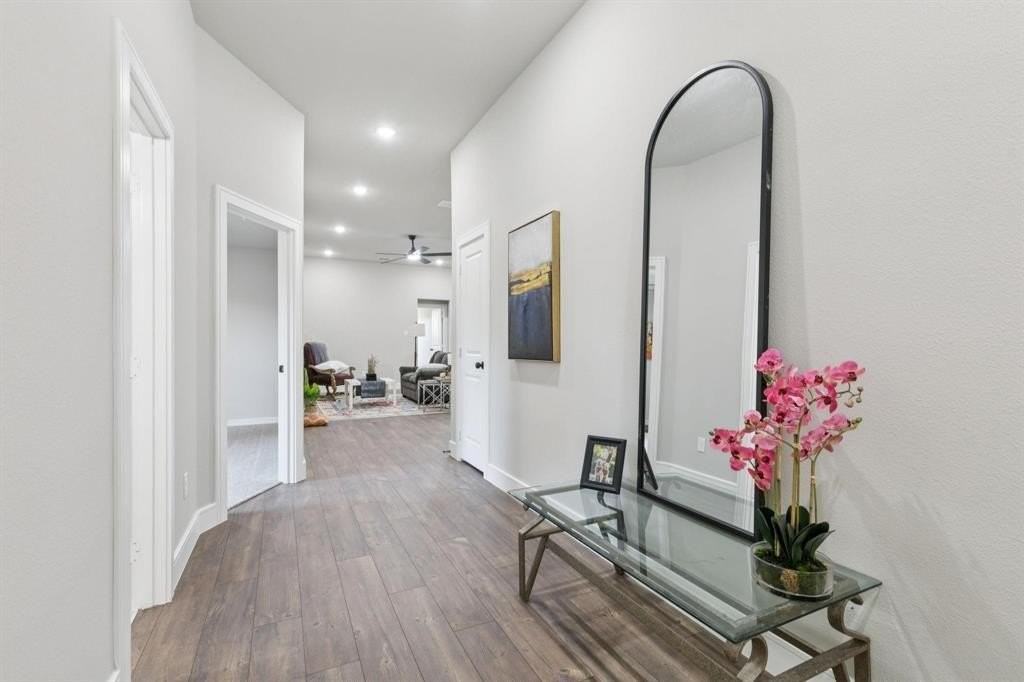 512 Frazier St - Photo 3 of 28