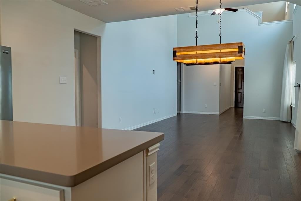 1393 Bonanza Ln - Photo 7 of 13