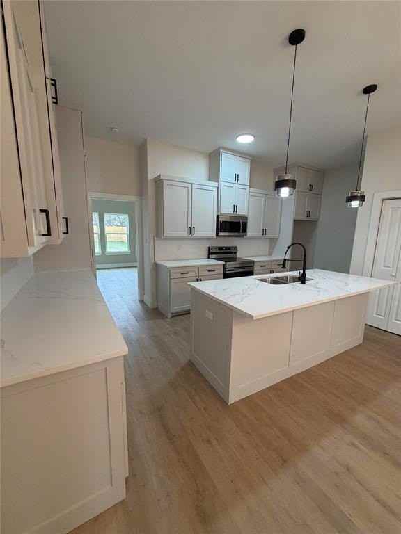 13711 Biggs St #1 - Photo 5 of 9