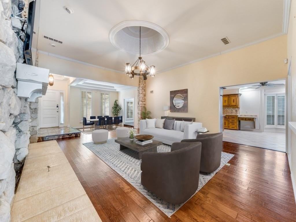 9141 Loma Vista Dr - Photo 2 of 27